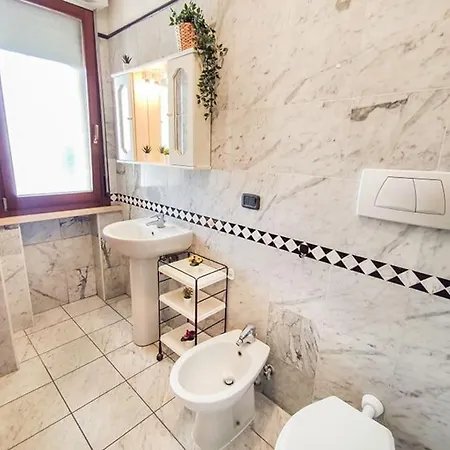 Delizioso Bilocale Tedeschi A Due Passi Dal Mare Apartment